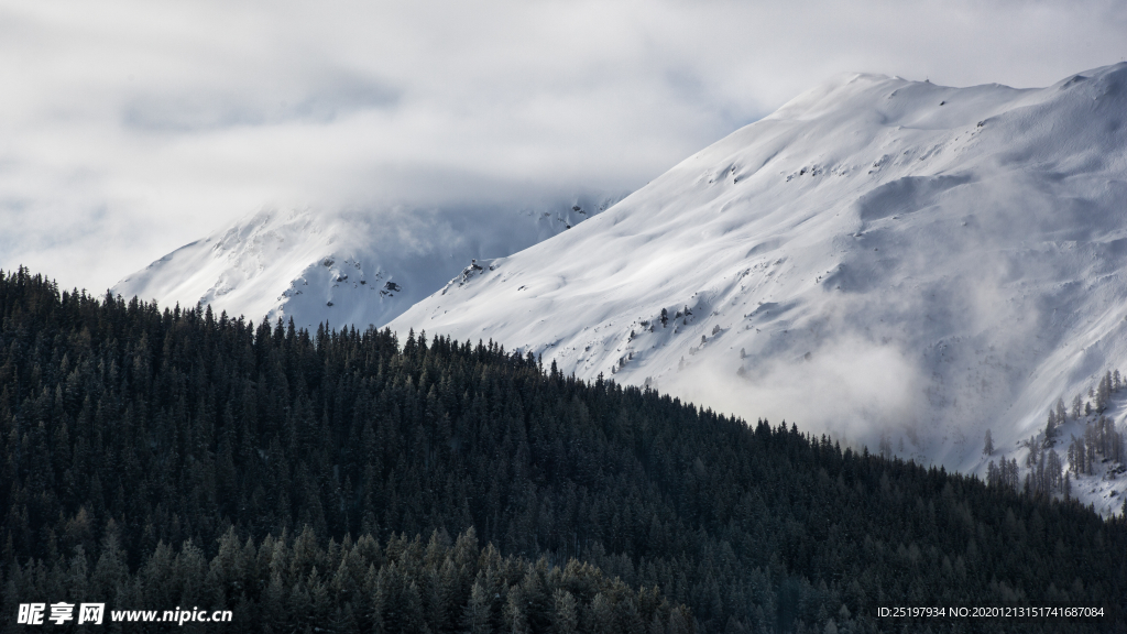 雪山
