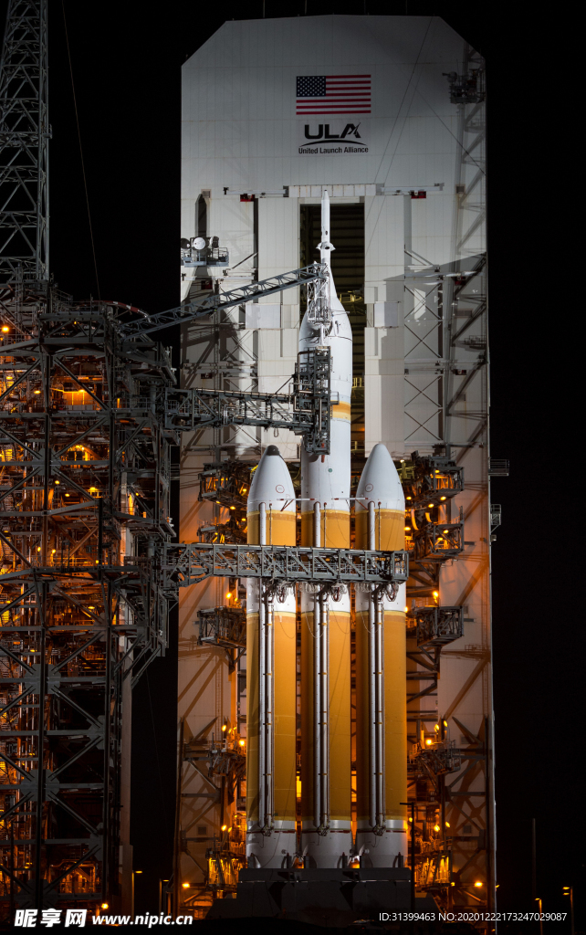 航天器 载人火箭