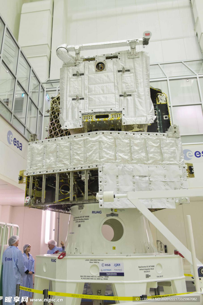 航天器 载人火箭