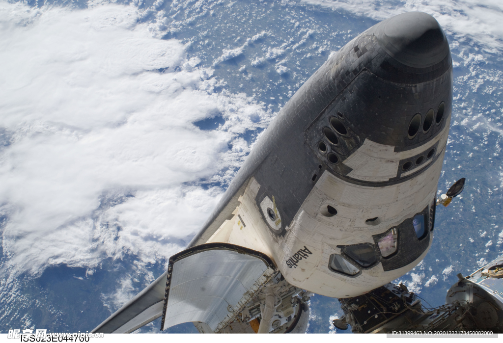 航天器 载人火箭