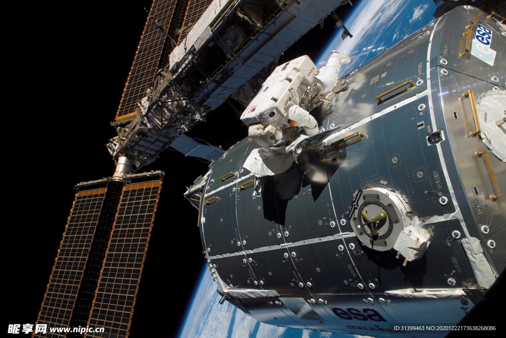 航天器 载人火箭