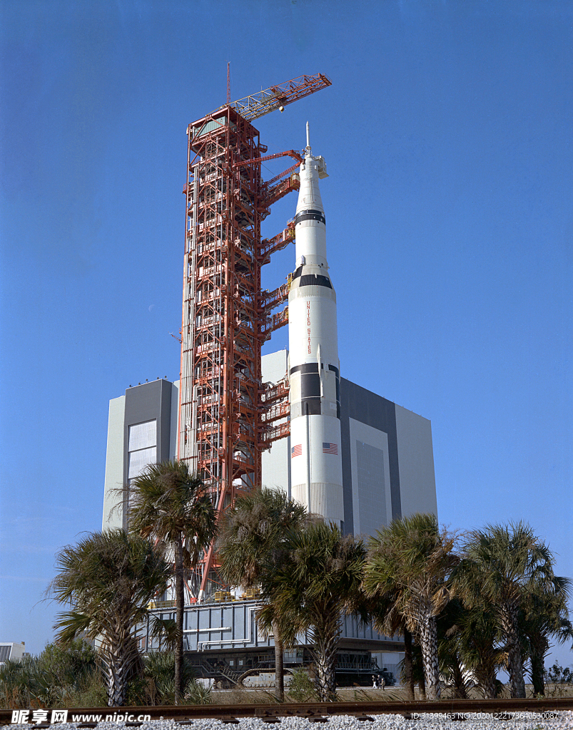 航天器 载人火箭