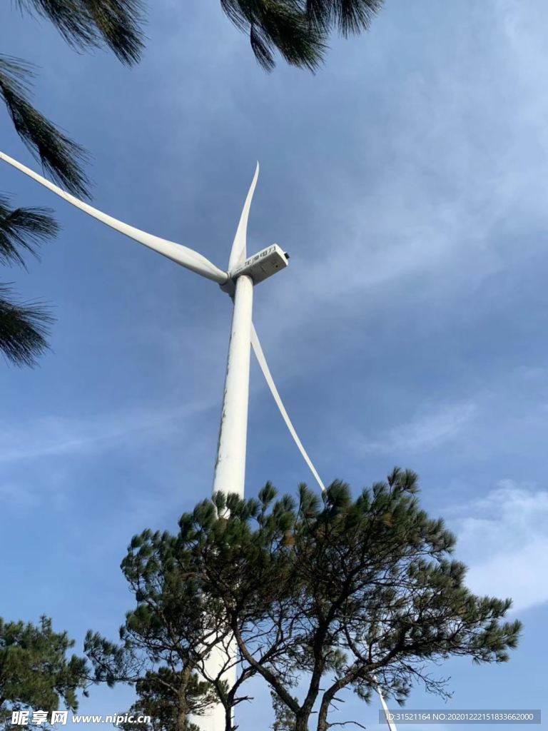 风力发电机组近距离拍照