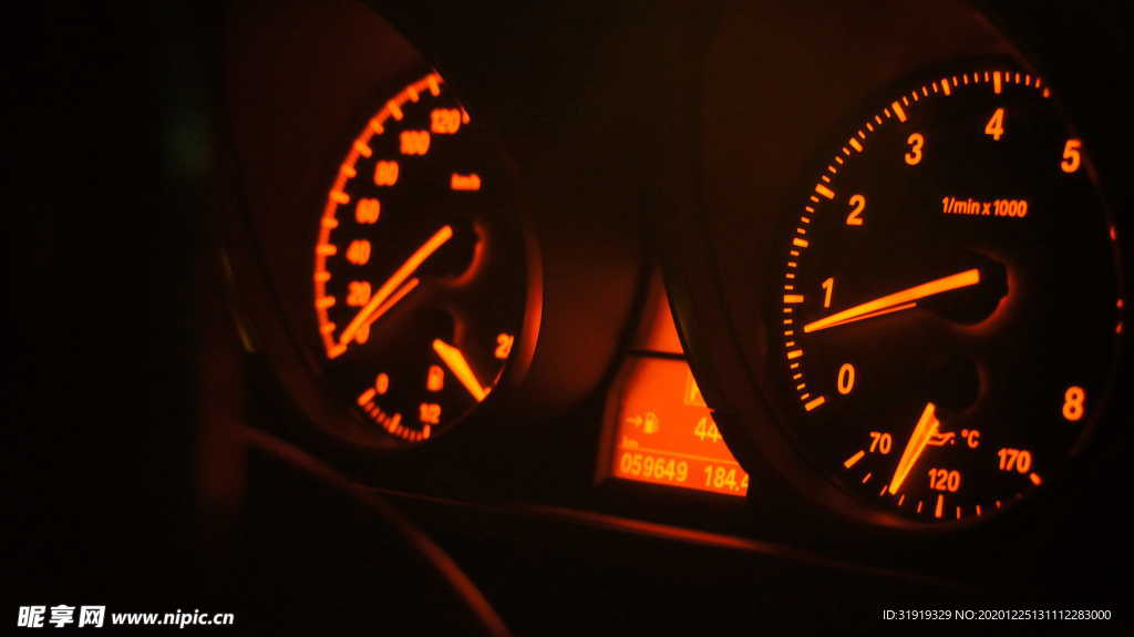 仪表板 汽车 车速表 仪表