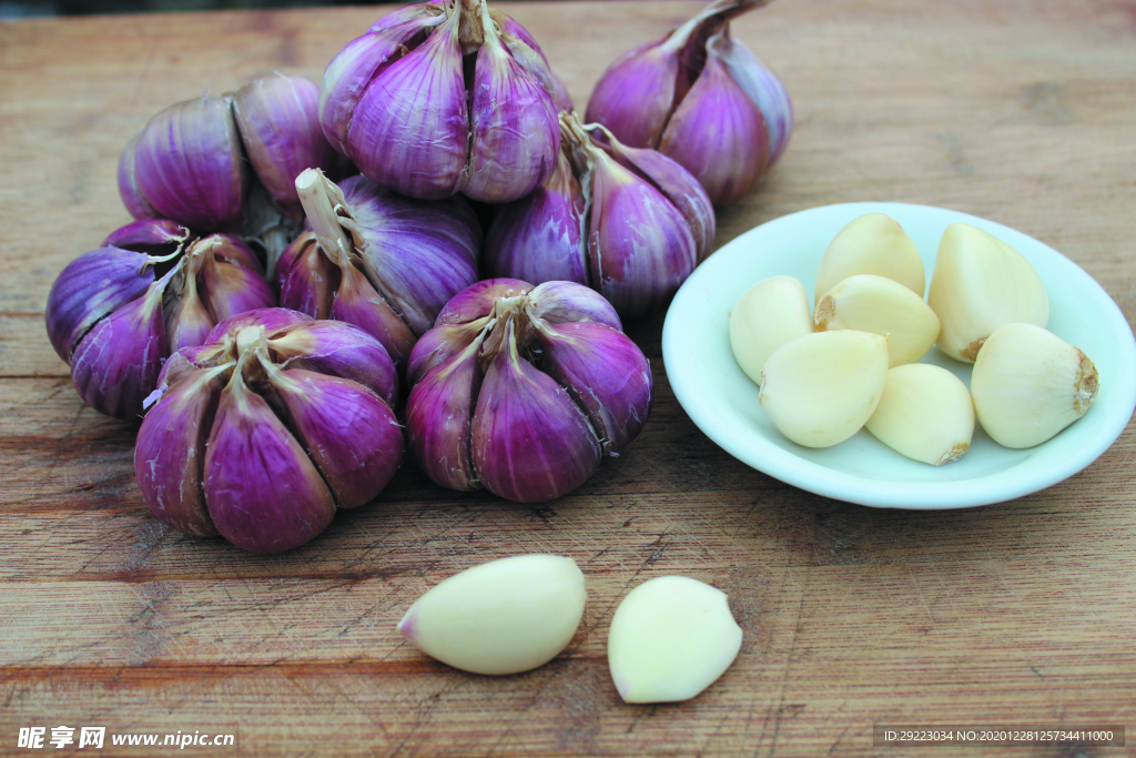 蒜瓣 大蒜 红蒜