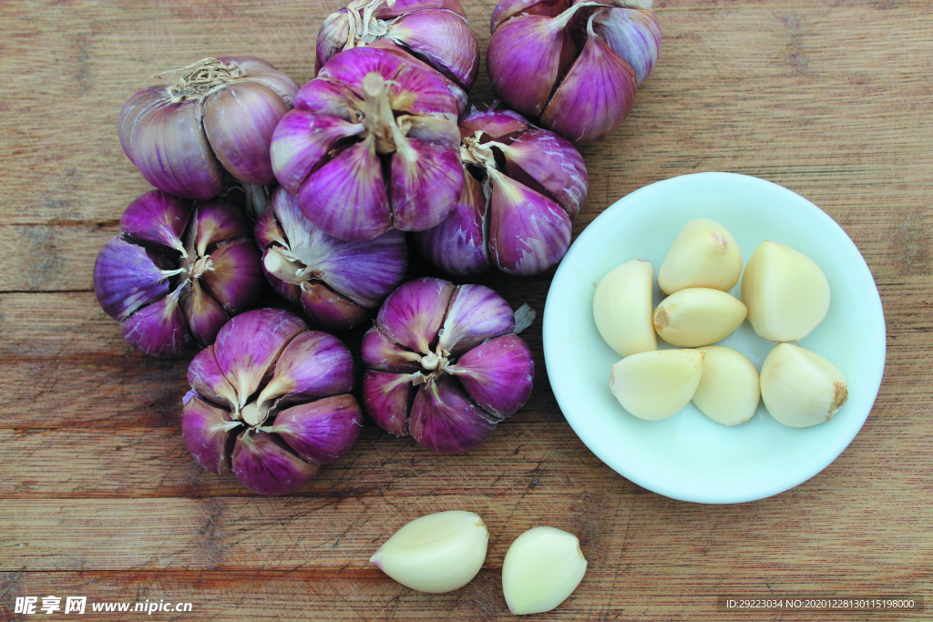 蒜瓣 大蒜 红蒜