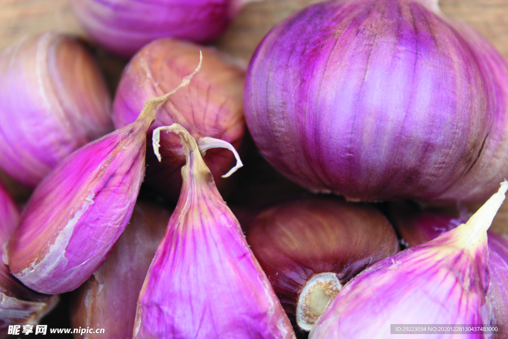 蒜瓣 大蒜 红蒜