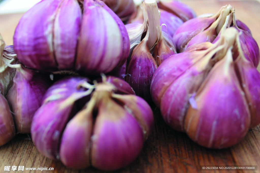 蒜瓣 大蒜 红蒜