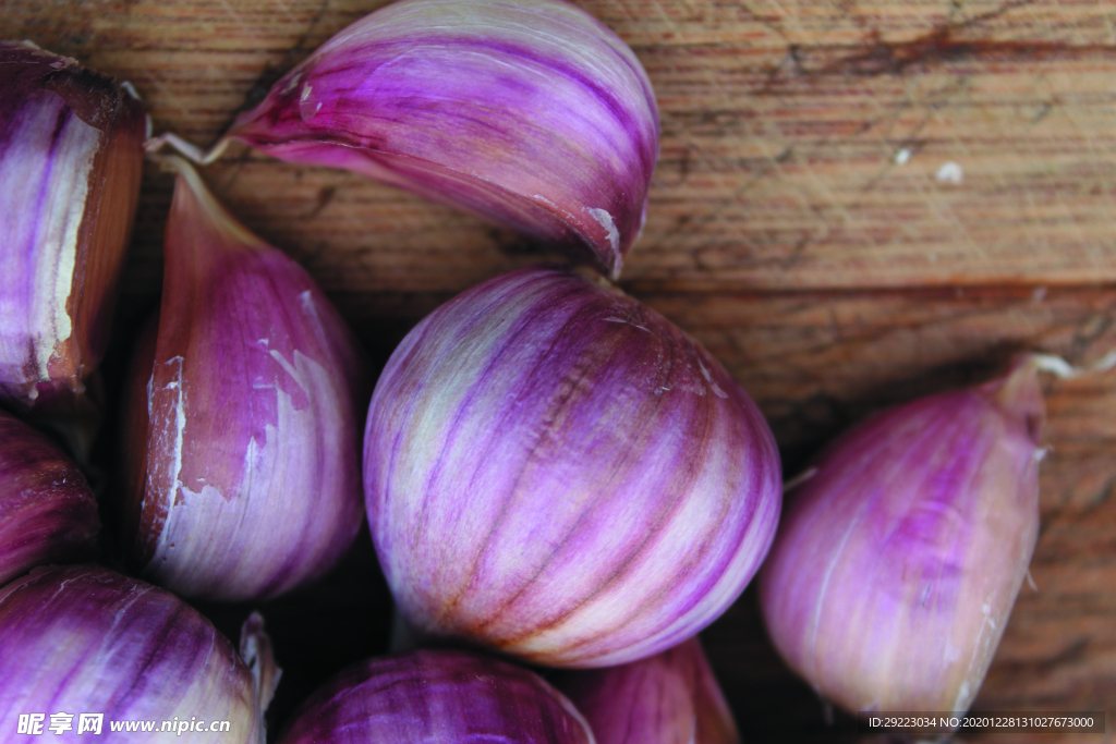 蒜瓣 大蒜 红蒜