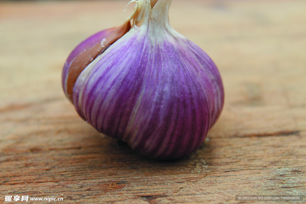 蒜瓣 大蒜 红蒜