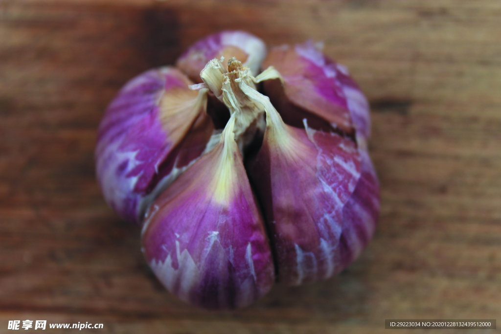 蒜瓣 大蒜 红蒜