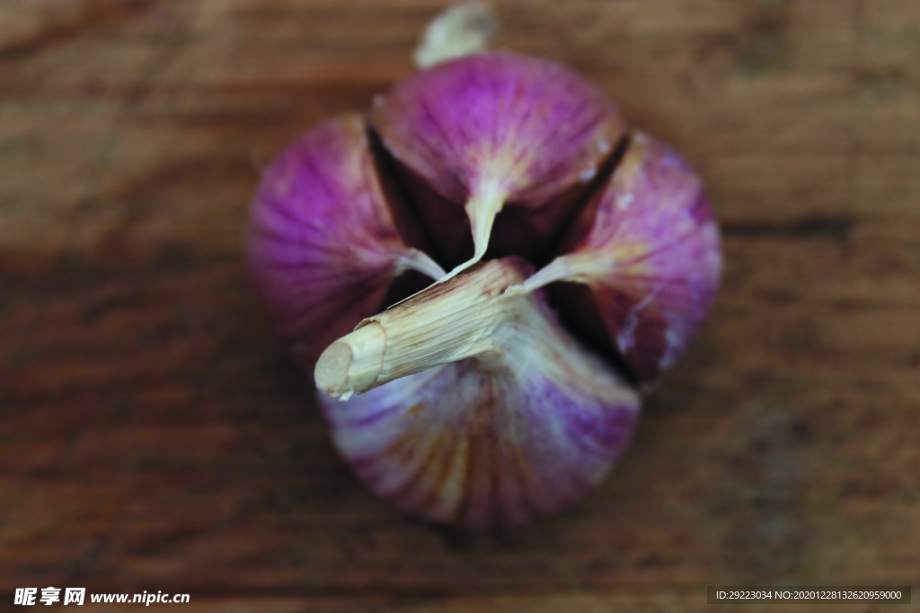 蒜瓣 大蒜 红蒜