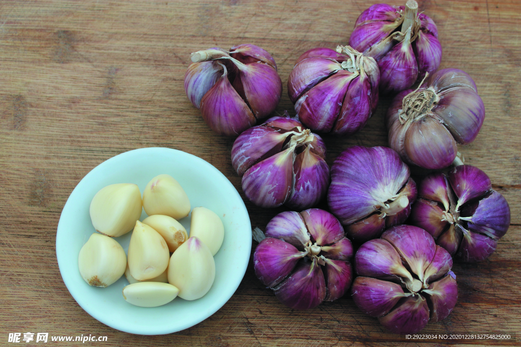 蒜瓣 大蒜 红蒜