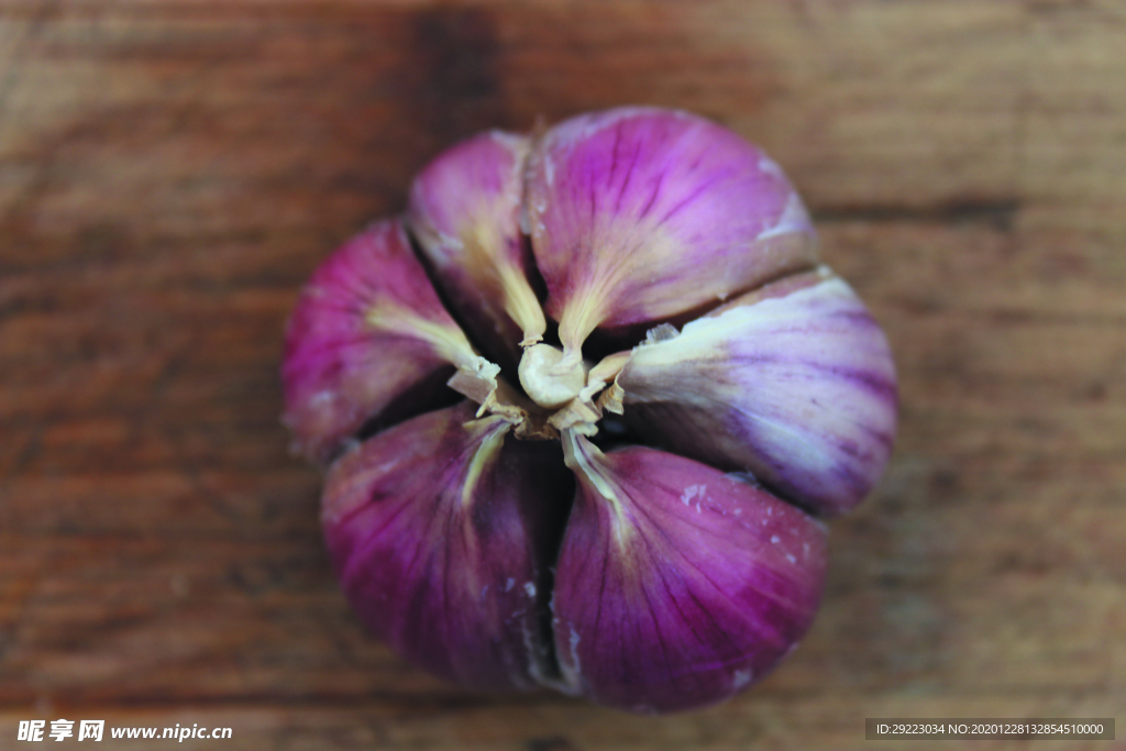 蒜瓣 大蒜 红蒜