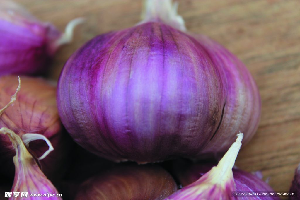 蒜瓣 大蒜 红蒜