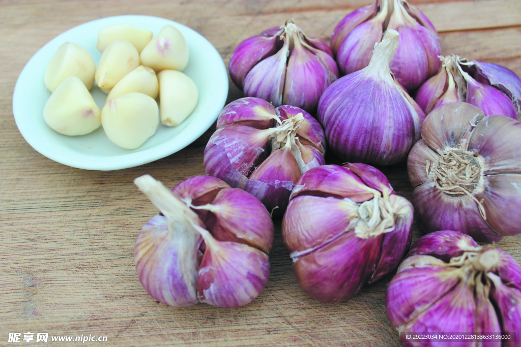 蒜瓣 大蒜 红蒜