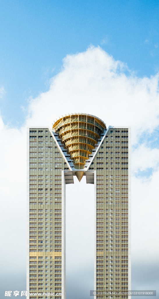 金灰色建筑
