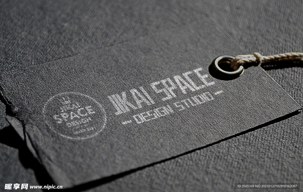 质感吊牌标签卡贴图样机