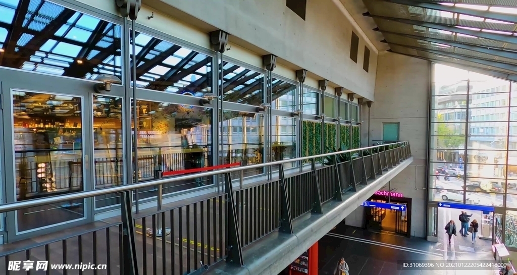 高清城市商场超市人流穿梭