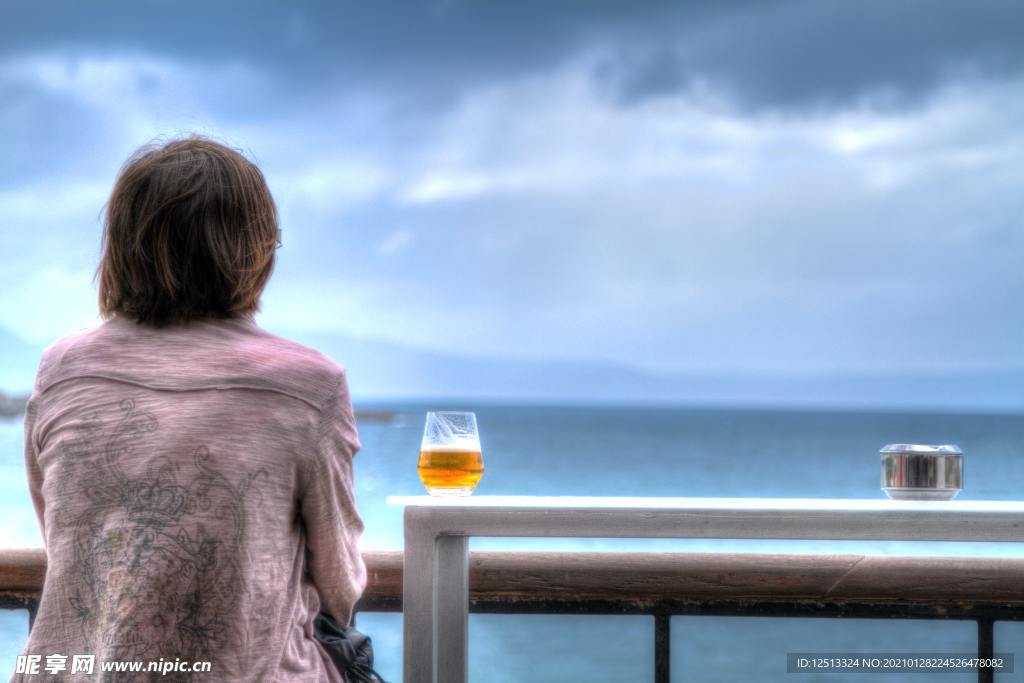 啤酒