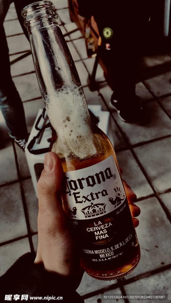 啤酒
