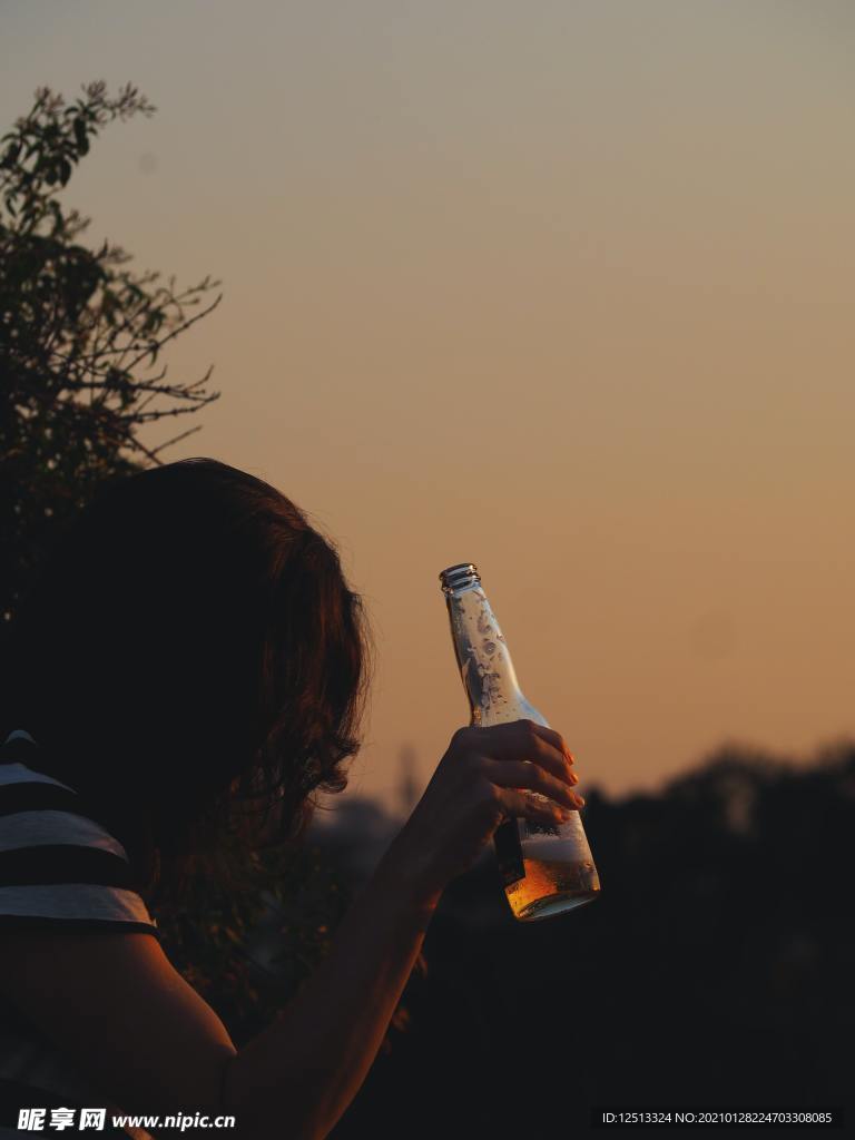 啤酒