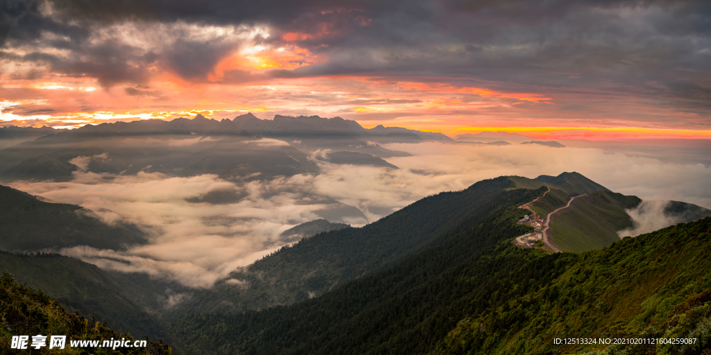 达瓦更扎山