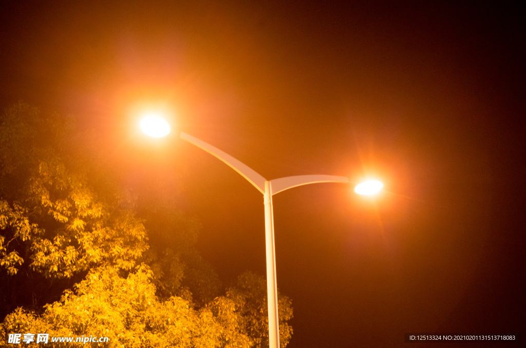 路灯