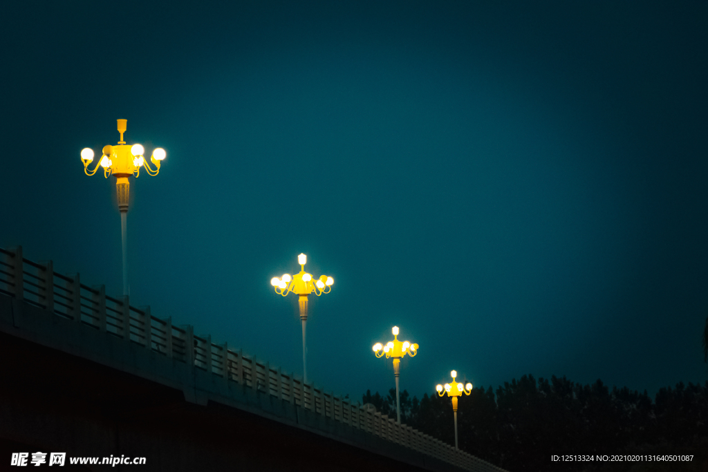 路灯