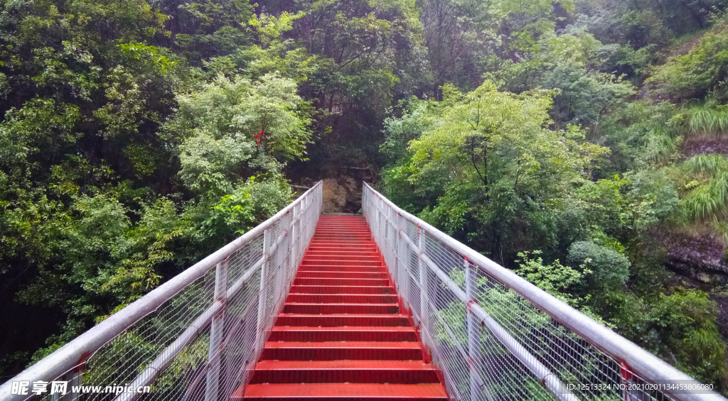 吊桥