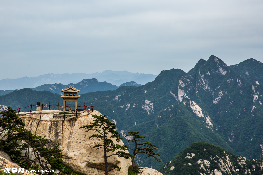 山顶瞭望台