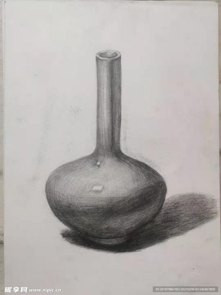 素描长嘴瓶