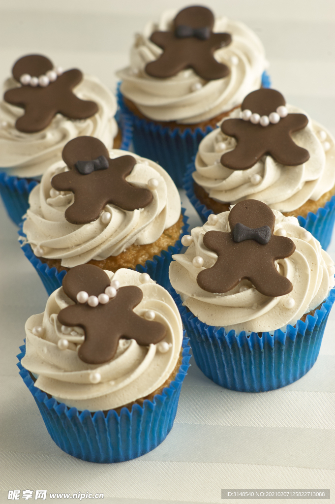 蛋糕杯 甜品杯 奶油 巧克力