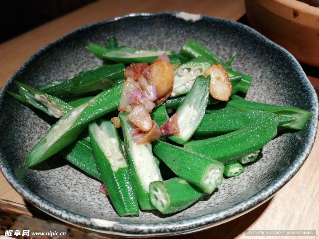 蒜蓉炒秋葵