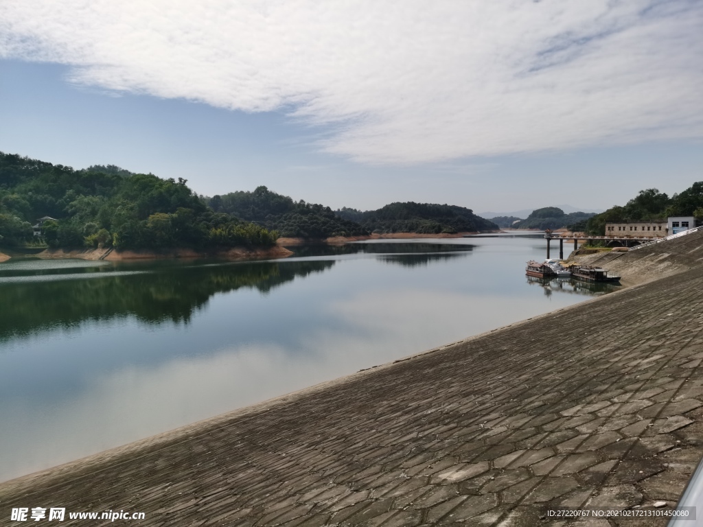 益塘水库湖岸