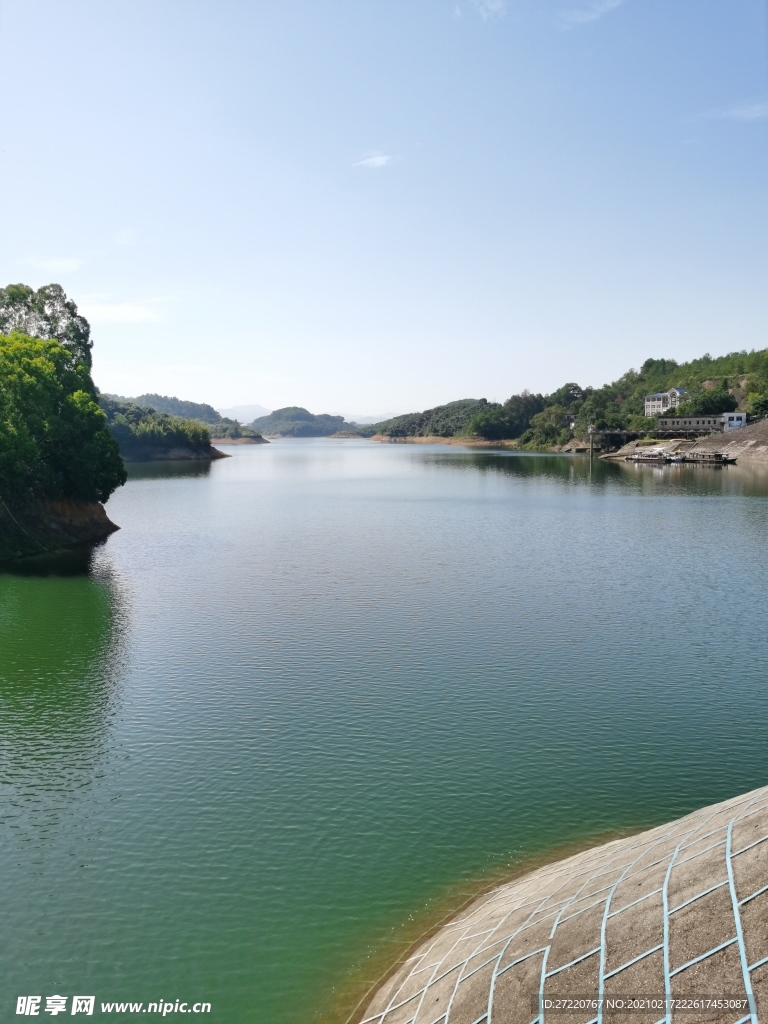 益塘水库 碧水蓝天