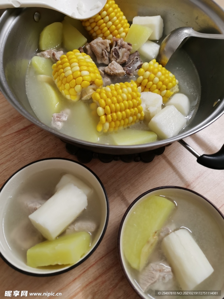 排骨玉米汤