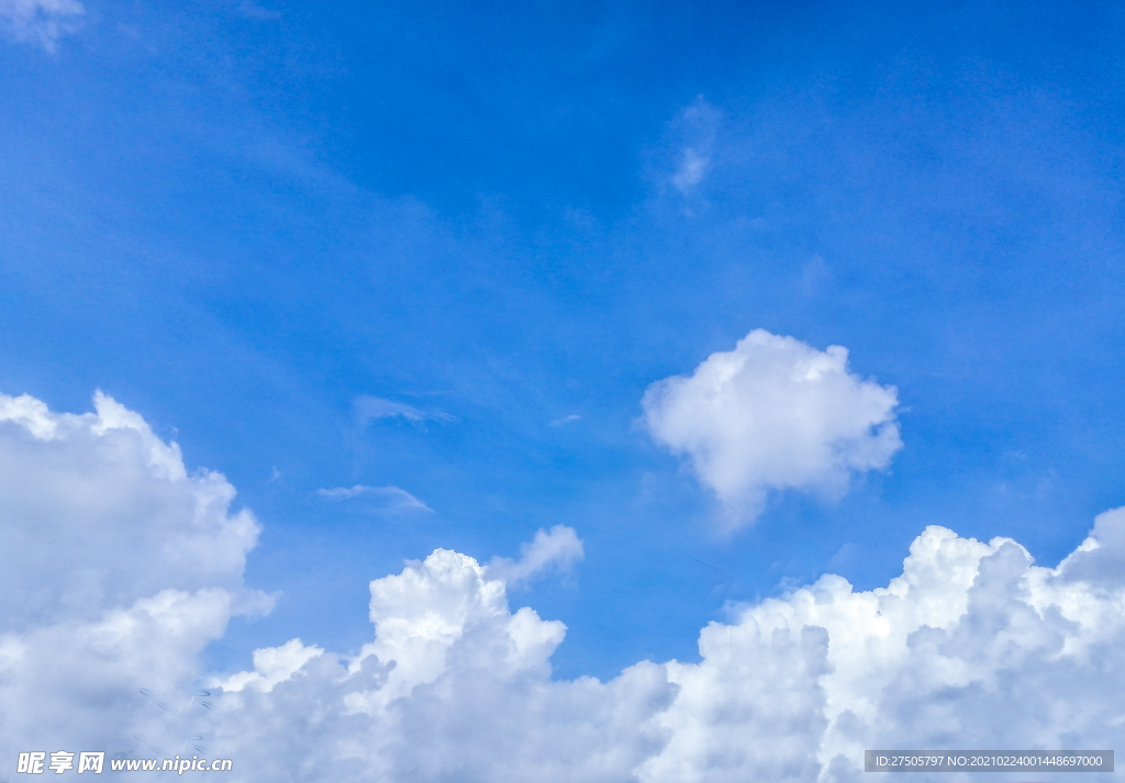 蓝天白云