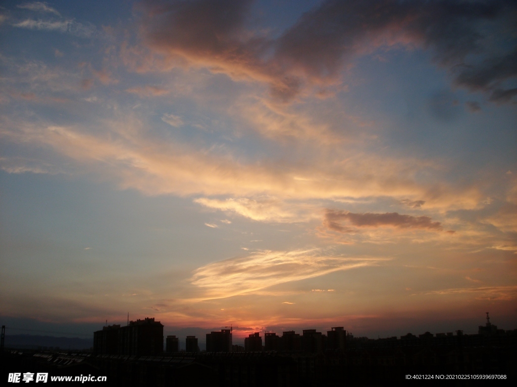 夕阳 天空 蓝天 彩霞 云彩