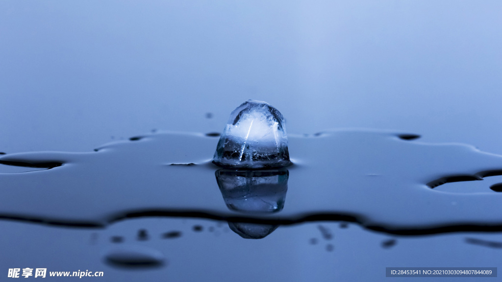 水 冰块