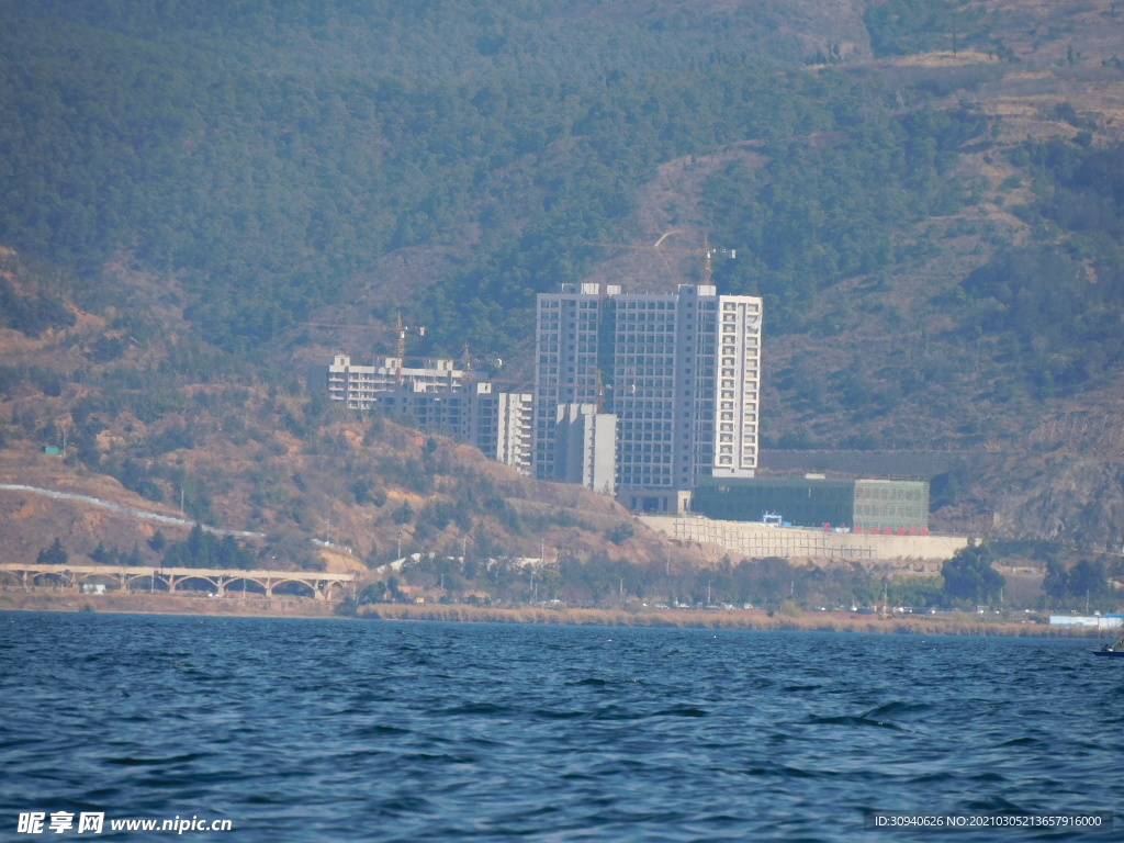 水面