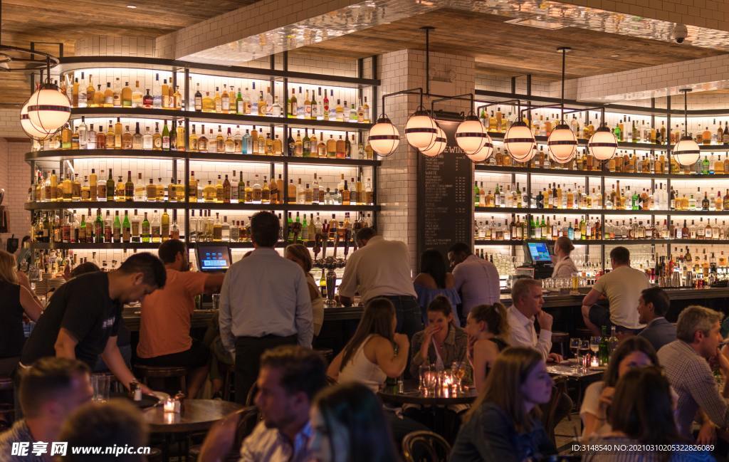 欧洲酒吧内景