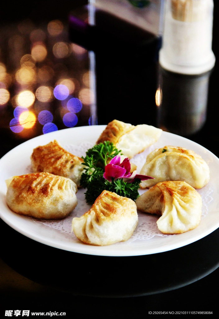 包饺子