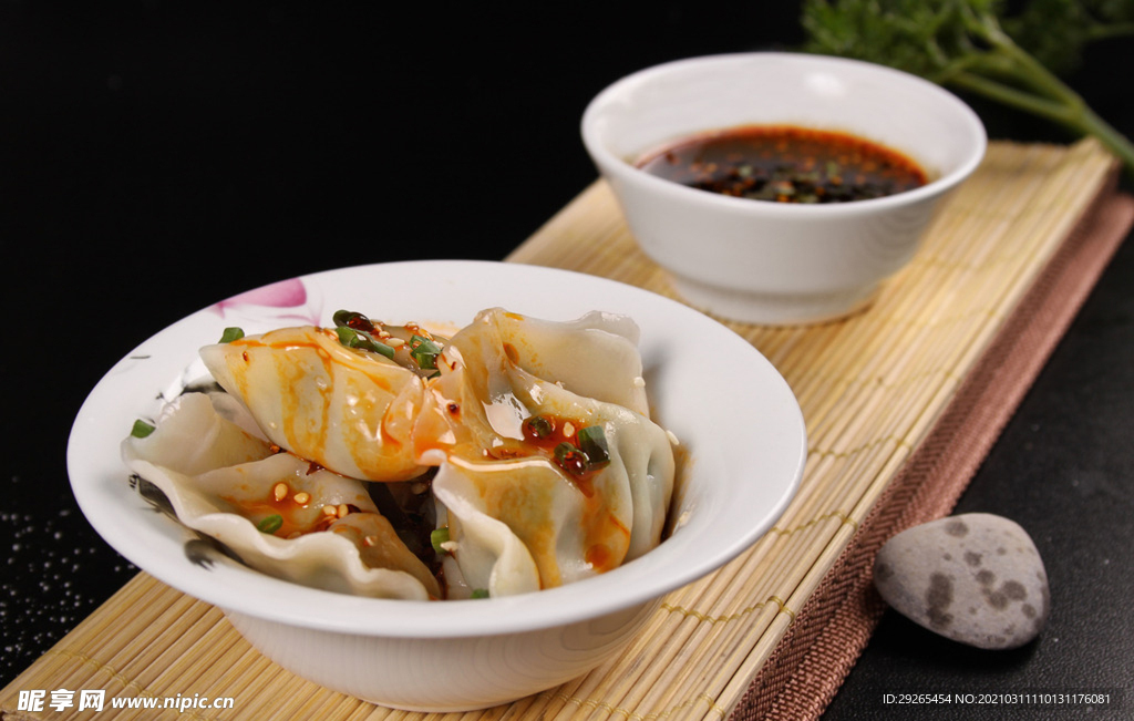 包饺子
