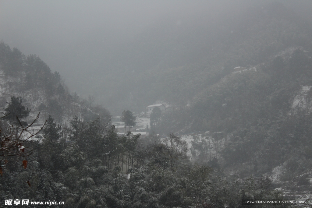 凤凰山雪景