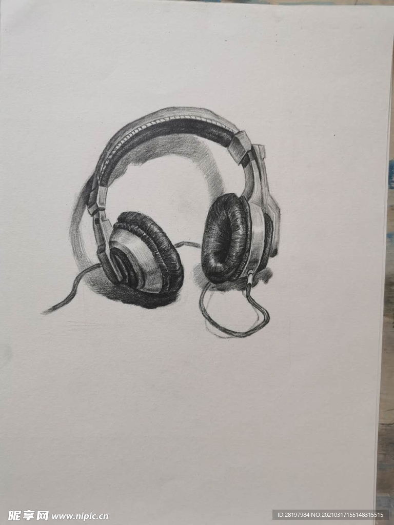素描耳机