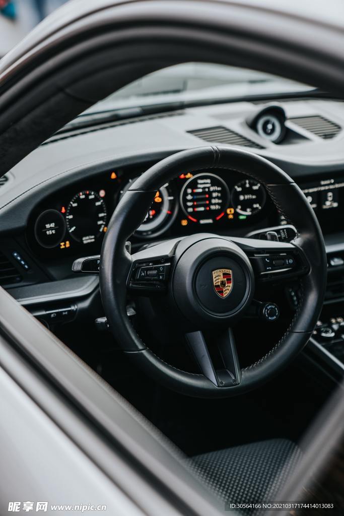 保时捷驾驶室豪车轿跑背景素材