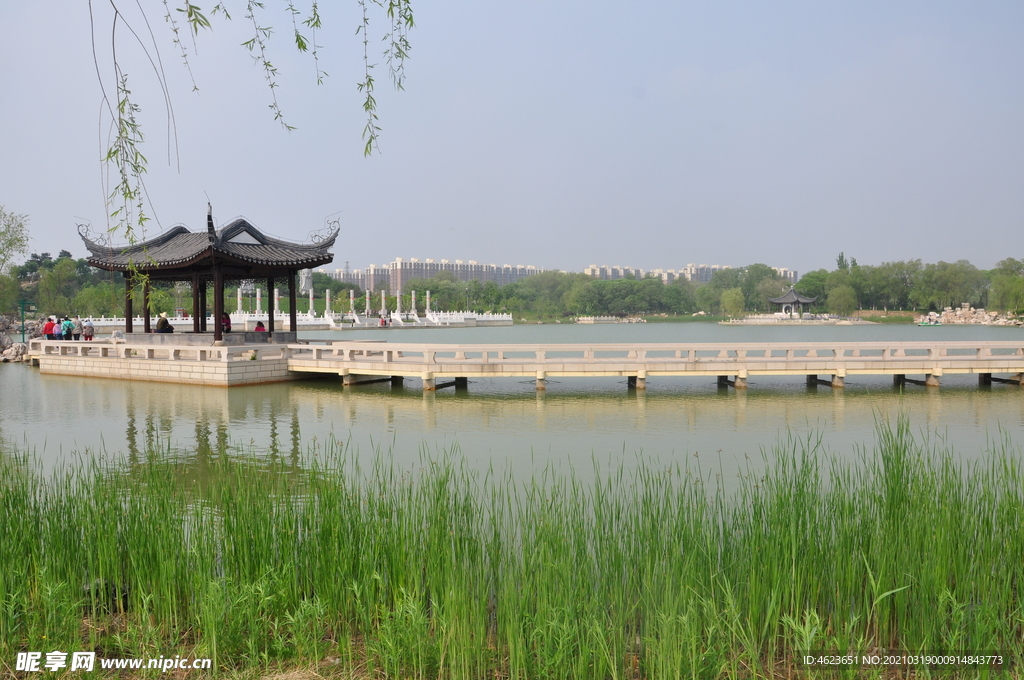 北京绿洲水乡度假村景观栈桥