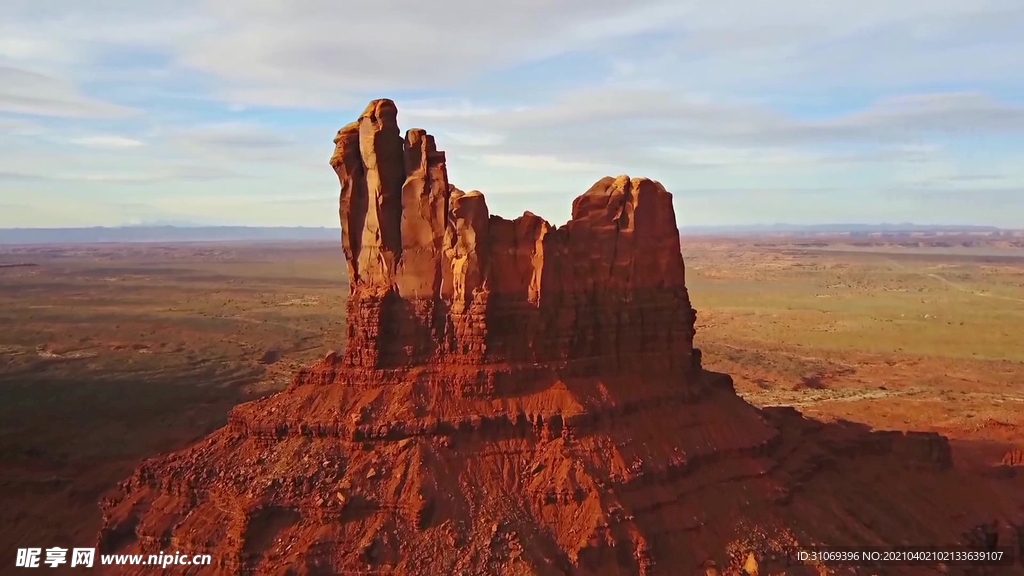 短视频素材航拍丘陵山顶