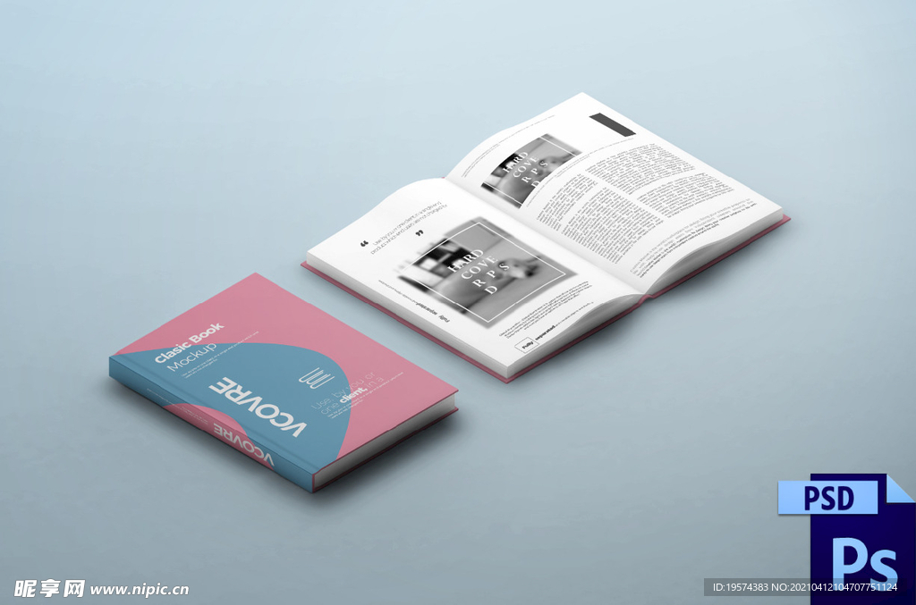 翻开的杂志书本内页